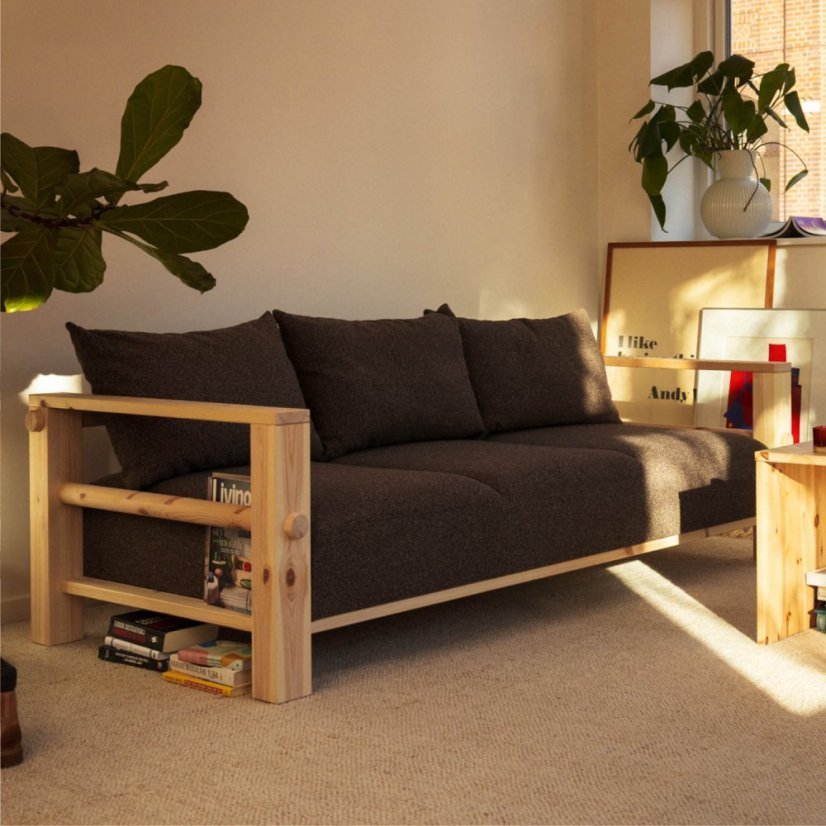 sofa BARE natural pine (pohovka z borovice) - barva: karup natural, barva futonu: soft chalk 640