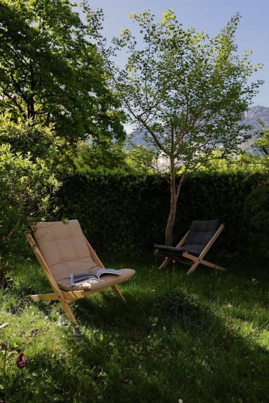 deckchair BOOGIE OUTDOOR - lehátko venkovní (skládací) - rozměr: 65x88x75 cm, Barva: olej (pro exteriér), barva futonu: white