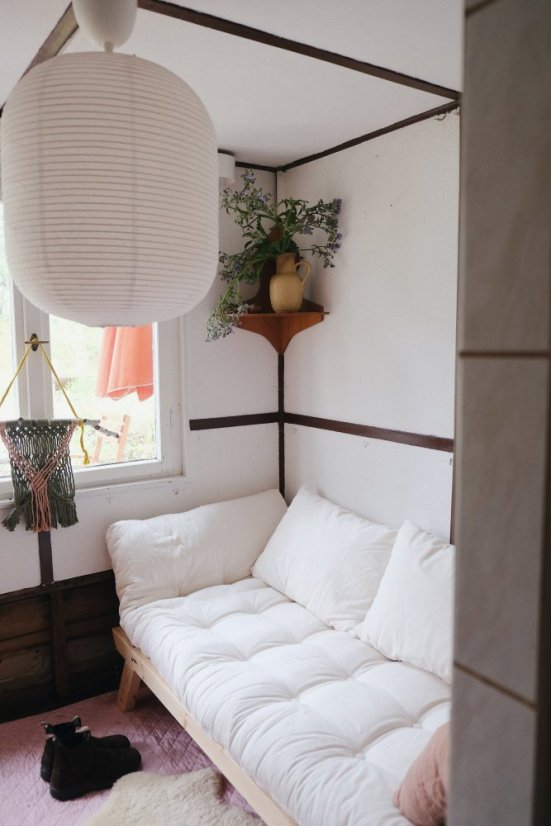 sofa BEBOP natural pine (pohovka z borovice) - Barva: karup natural, barva futonu: natural 701