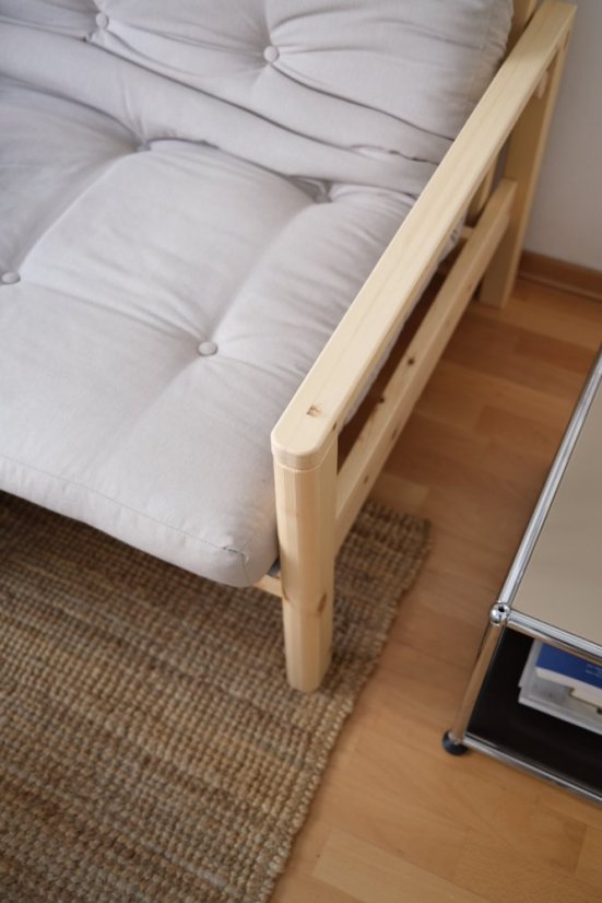 sofa KNOB natural pine (pohovka z borovice) - Barva: karup natural, barva futonu: natural 701