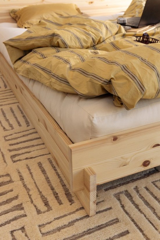 LATCH BED natural pine (postel z borovice) - barva: karup natural, rozměr: 140*200 cm