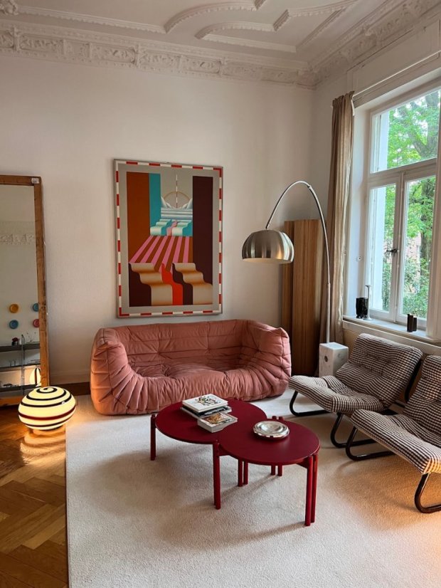 table STICKS TABLE HIGH (stolík) - barva: natural (lak), rozměr: 60x40 cm