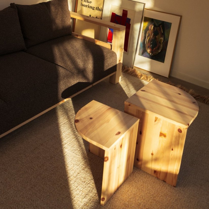 sofa BARE natural pine (pohovka z borovice) - barva: karup natural, barva futonu: soft chalk 640