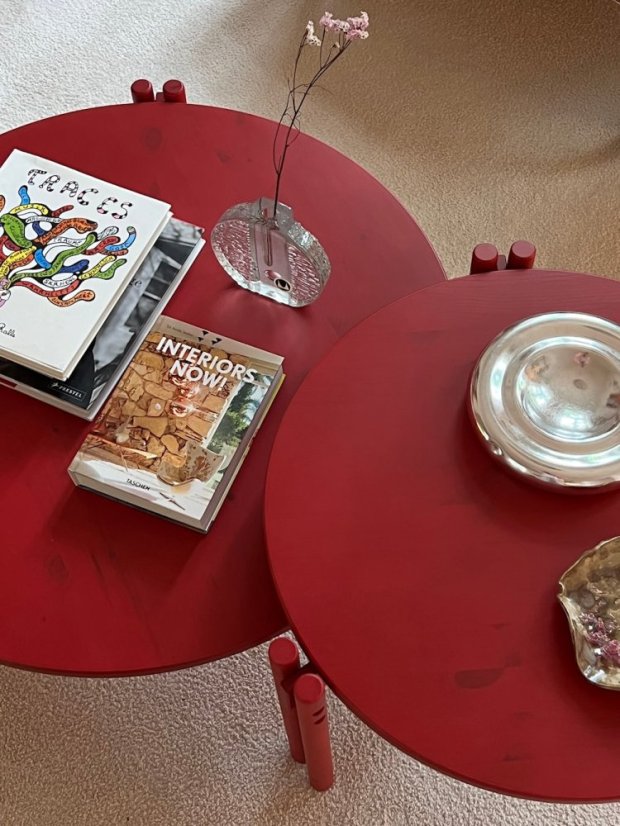 table STICKS TABLE HIGH (stolík) - barva: natural (lak), rozměr: 60x40 cm