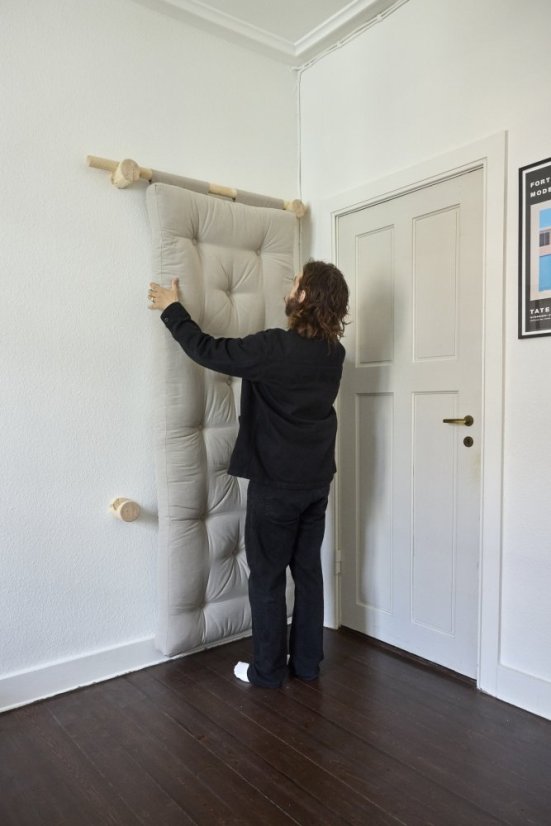 sofa HOOKED natural pine (futonová pohovka ) - barva: karup natural, rozměr: 135 x 200 cm, barva futonu: natural 701