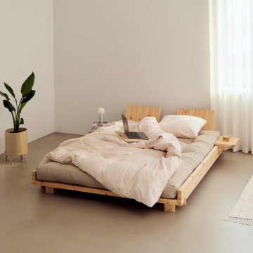 SOCIAL bed