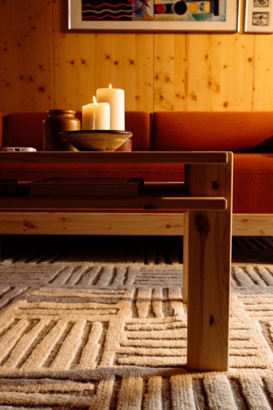 TUCK COFFEE TABLE w. big storage-KOPIE