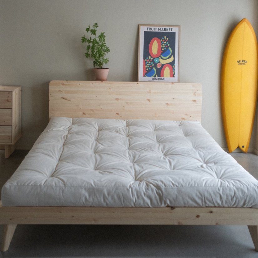 RETREAT BED natural pine (postel z borovice) - barva: karup natural, rozměr: 140*200 cm